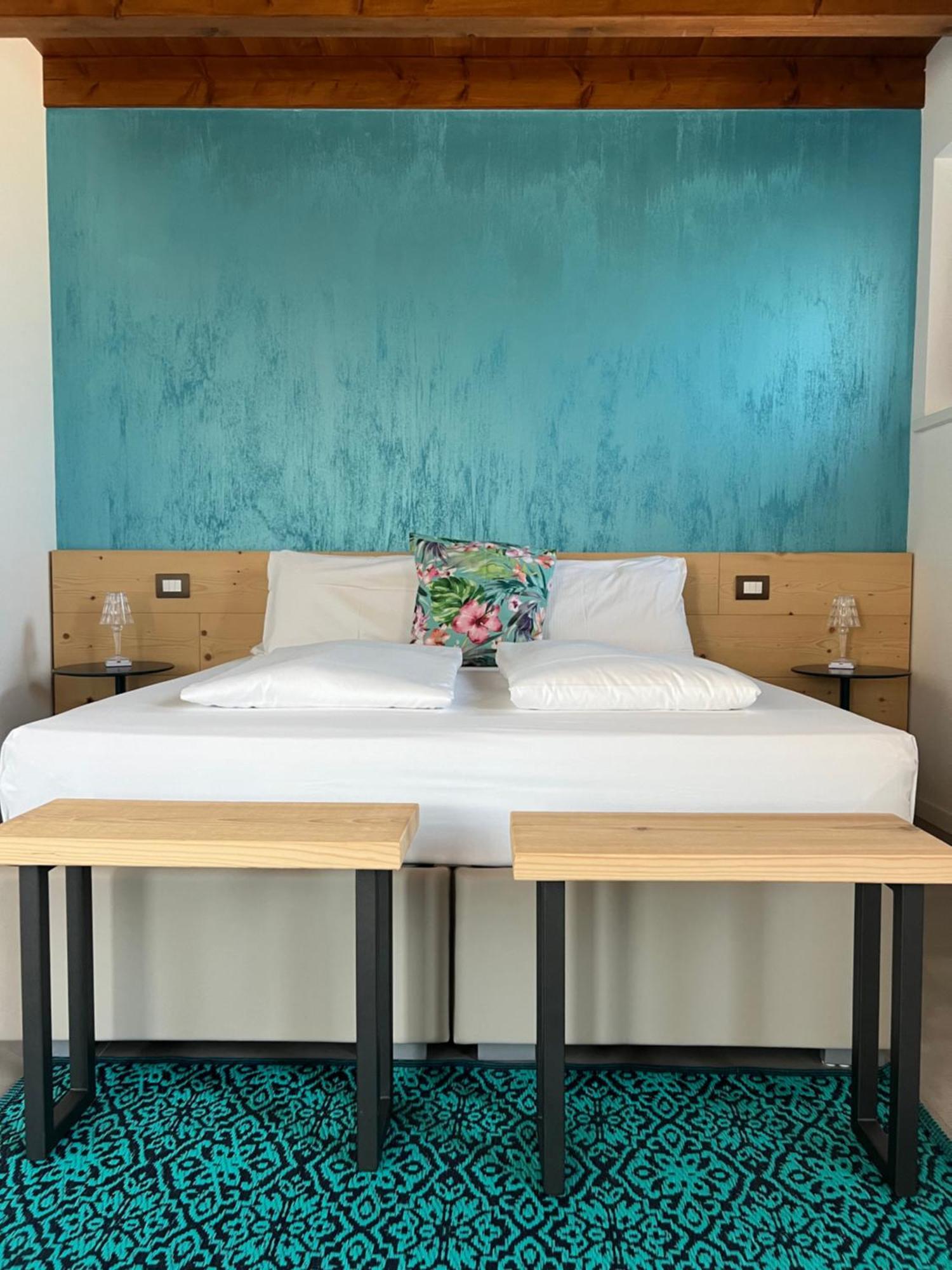 Atmosfere Charme & Country Hotel Borgo San Mauro Luaran gambar